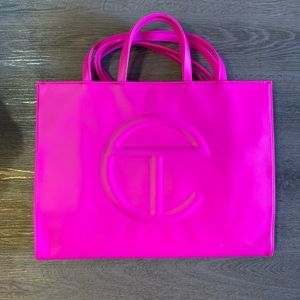 Telfar Large Shopping Bag in Azalea